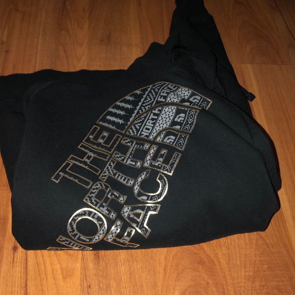 Black and Gold Northface hoodie